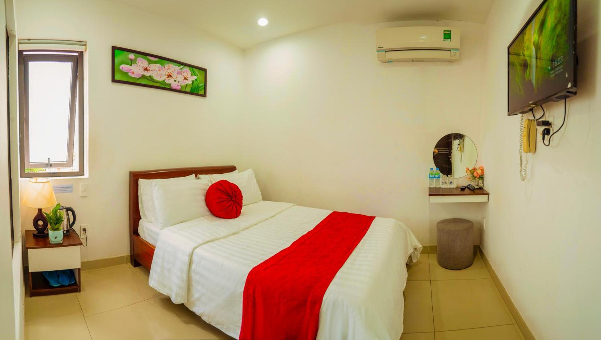 Khach San Trung Hieu Vung Tau Hotel Exterior photo